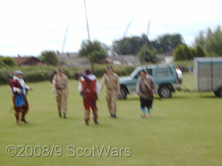 0462.jpg - Soldiers from the KOSB are volunteered by their NCO. Loudoun's drill display at Annan Gala Day