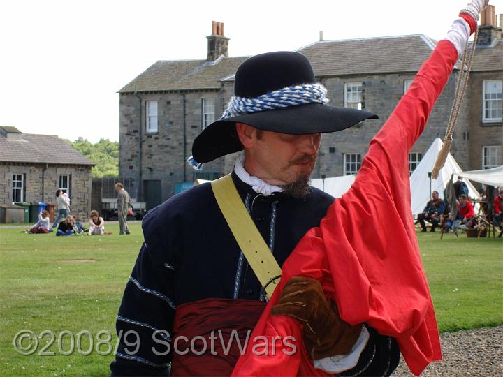 DSC00250-01.jpg - Sealed Knot - Scots Brigade.Frasers, Gordons and O`Cahans at Blackness 2006Credit: Photo taken by Joan Lindsay of Sir William Gordons