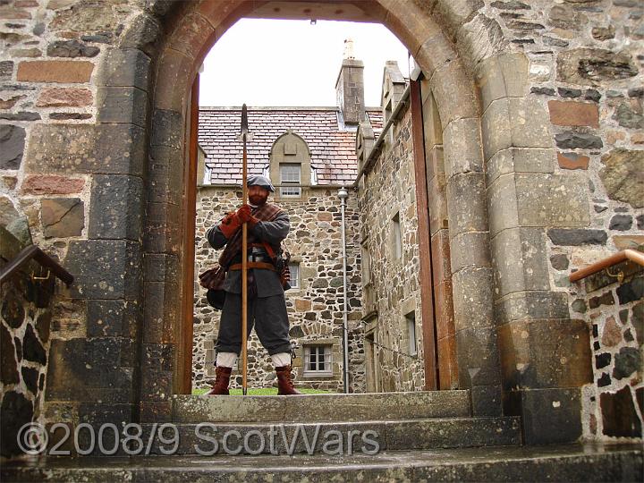 DSC00410-01.jpg - Sealed Knot - Scots BrigadeFrasers and Gordons at Duart castle, Mull, 2006Credit: Photo taken by Joan Lindsay