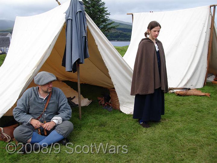 DSC00429-01.jpg - Sealed Knot - Scots BrigadeFrasers and Gordons at Duart castle, Mull, 2006Credit: Photo taken by Joan Lindsay