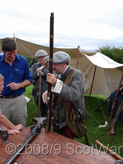 DSC00433-01.jpg - Sealed Knot - Scots BrigadeFrasers and Gordons at Duart castle, Mull, 2006Credit: Photo taken by Joan Lindsay