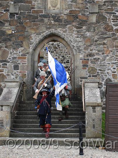 DSC00477-01.jpg - Sealed Knot - Scots BrigadeFrasers and Gordons at Duart castle, Mull, 2006Credit: Photo taken by Joan Lindsay