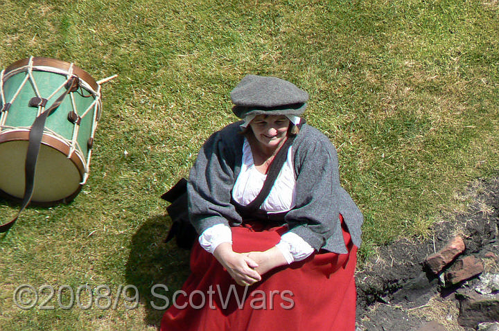 Dumbarton-065b.jpg - SK event, June 2008, Scots Brigade at Dumbarton Castle.Frasers, Gordons, O`Cahans and Lachtnans. Credit Joan Lindsay of Gordons Coy.