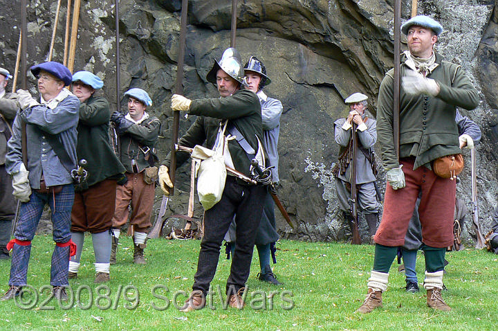 Dumbarton-078.jpg - SK event, June 2008, Scots Brigade at Dumbarton Castle.Frasers, Gordons, O`Cahans and Lachtnans. Credit Joan Lindsay of Gordons Coy.