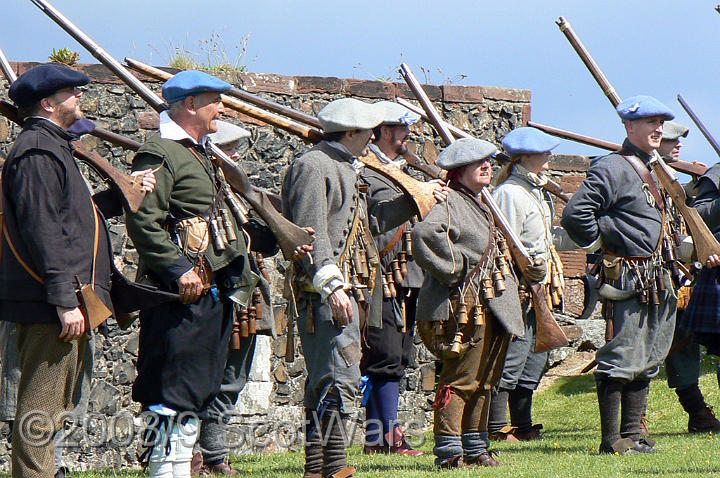 Dumbarton-163.jpg - SK event, June 2008, Scots Brigade at Dumbarton Castle.Frasers, Gordons, O`Cahans and Lachtnans. Credit Joan Lindsay of Gordons Coy.