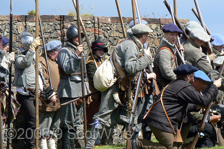 Dumbarton-166.jpg - SK event, June 2008, Scots Brigade at Dumbarton Castle.Frasers, Gordons, O`Cahans and Lachtnans. Credit Joan Lindsay of Gordons Coy.