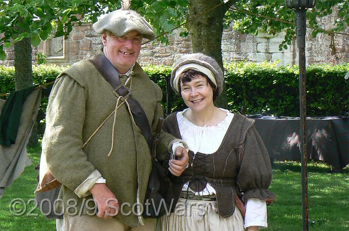 Edzell-2007-093.jpg - Sealed Knot - Scots BrigadeFrasers and Gordons at Edzell castle, May 2007Credit: Photo taken by Joan Lindsay of Sir William Gordons