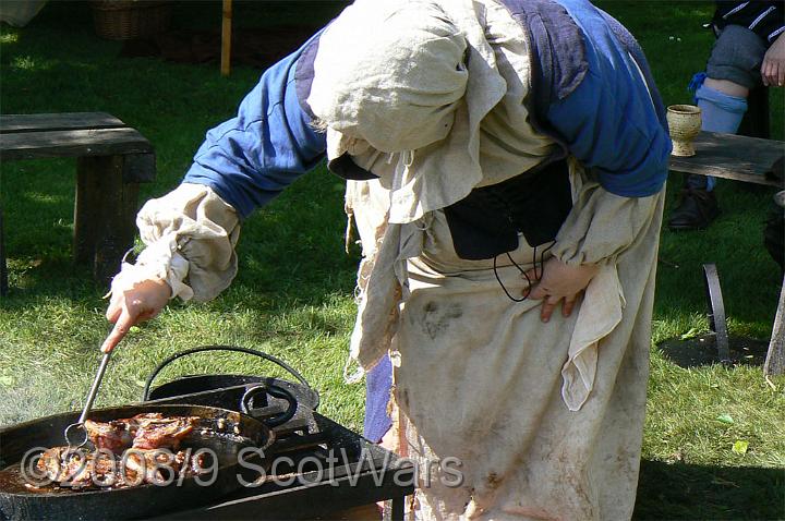 Edzell-2007-113.jpg - Sealed Knot - Scots BrigadeFrasers and Gordons at Edzell castle, May 2007Credit: Photo taken by Joan Lindsay of Sir William Gordons