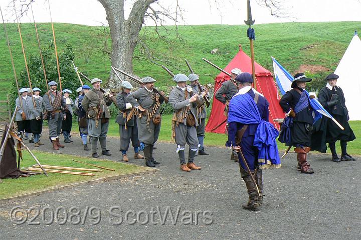 Edzell-2007-186.jpg - Sealed Knot - Scots BrigadeFrasers and Gordons at Edzell castle, May 2007Credit: Photo taken by Joan Lindsay of Sir William Gordons