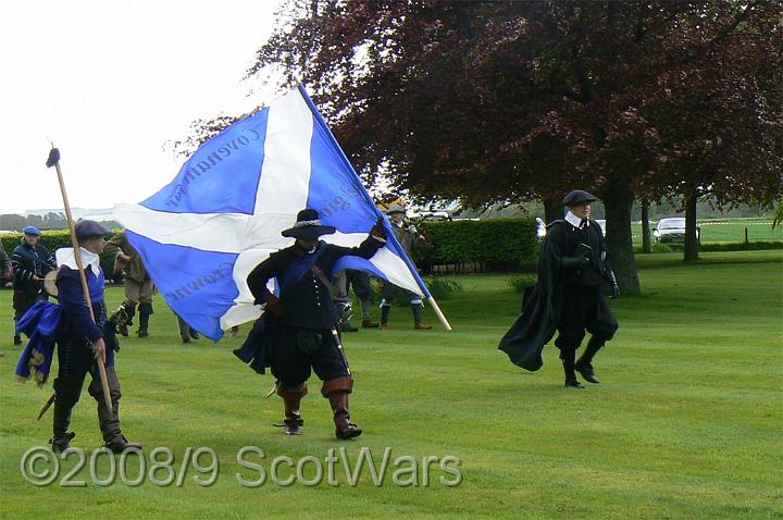 Edzell-2007-196.jpg - Sealed Knot - Scots BrigadeFrasers and Gordons at Edzell castle, May 2007Credit: Photo taken by Joan Lindsay of Sir William Gordons