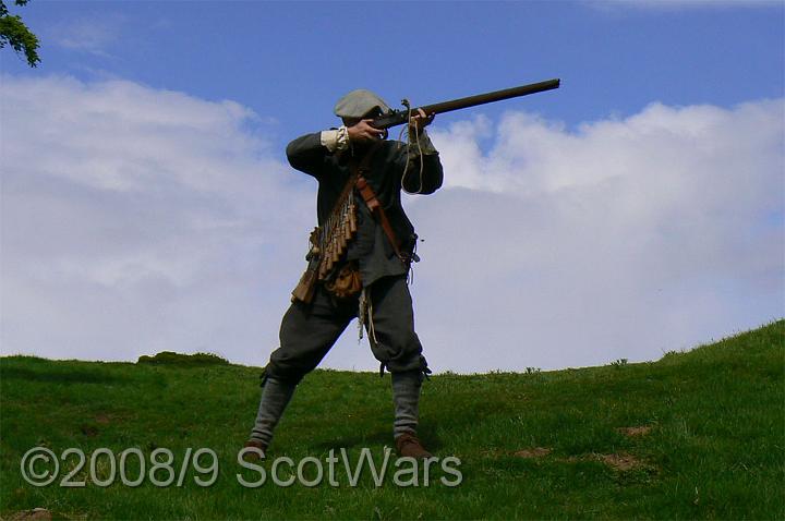 Edzell-2007-399.jpg - Sealed Knot - Scots BrigadeFrasers and Gordons at Edzell castle, May 2007Credit: Photo taken by Joan Lindsay of Sir William Gordons