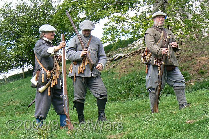 Edzell-2007-403.jpg - Sealed Knot - Scots BrigadeFrasers and Gordons at Edzell castle, May 2007Credit: Photo taken by Joan Lindsay of Sir William Gordons