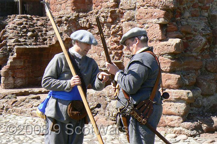 Edzell-2007-562.jpg - Sealed Knot - Scots BrigadeFrasers and Gordons at Edzell castle, May 2007Credit: Photo taken by Joan Lindsay of Sir William Gordons