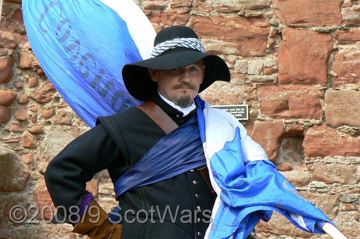 Edzell-2007-598.jpg - Sealed Knot - Scots BrigadeFrasers and Gordons at Edzell castle, May 2007Credit: Photo taken by Joan Lindsay of Sir William Gordons