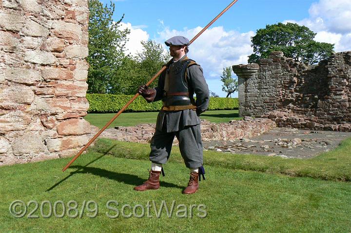 Edzell-2007-744.jpg - Sealed Knot - Scots BrigadeFrasers and Gordons at Edzell castle, May 2007Credit: Photo taken by Joan Lindsay of Sir William Gordons