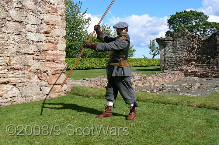 Edzell-2007-745.jpg - Sealed Knot - Scots BrigadeFrasers and Gordons at Edzell castle, May 2007Credit: Photo taken by Joan Lindsay of Sir William Gordons