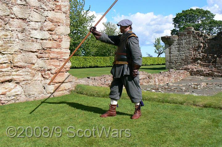 Edzell-2007-747.jpg - Sealed Knot - Scots BrigadeFrasers and Gordons at Edzell castle, May 2007Credit: Photo taken by Joan Lindsay of Sir William Gordons