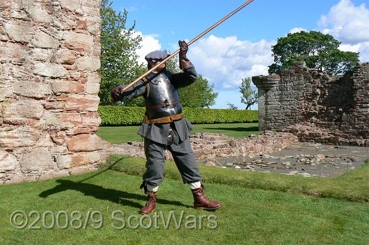 Edzell-2007-756.jpg - Sealed Knot - Scots BrigadeFrasers and Gordons at Edzell castle, May 2007Credit: Photo taken by Joan Lindsay of Sir William Gordons