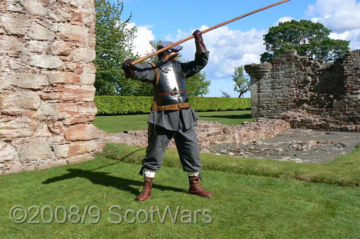 Edzell-2007-763.jpg - Sealed Knot - Scots BrigadeFrasers and Gordons at Edzell castle, May 2007Credit: Photo taken by Joan Lindsay of Sir William Gordons