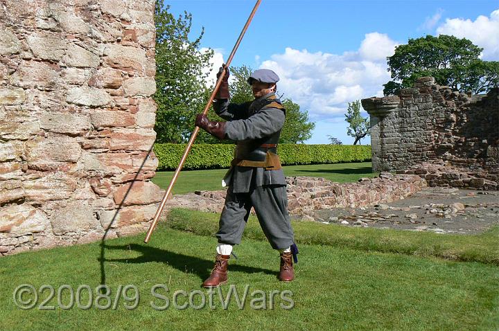 Edzell-2007-798.jpg - Sealed Knot - Scots BrigadeFrasers and Gordons at Edzell castle, May 2007Credit: Photo taken by Joan Lindsay of Sir William Gordons