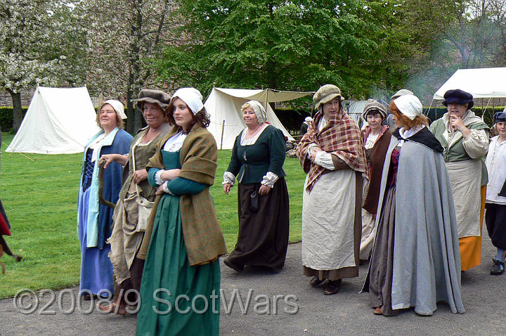 Edzell-Holiday-027.jpg - SK Edzell Castle event, May 2008.Frasers Dragoones and Gordons. Credit Joan Lindsay of Gordons Coy.