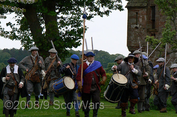 Edzell-Holiday-096.jpg - SK Edzell Castle event, May 2008.Frasers Dragoones and Gordons. Credit Joan Lindsay of Gordons Coy.