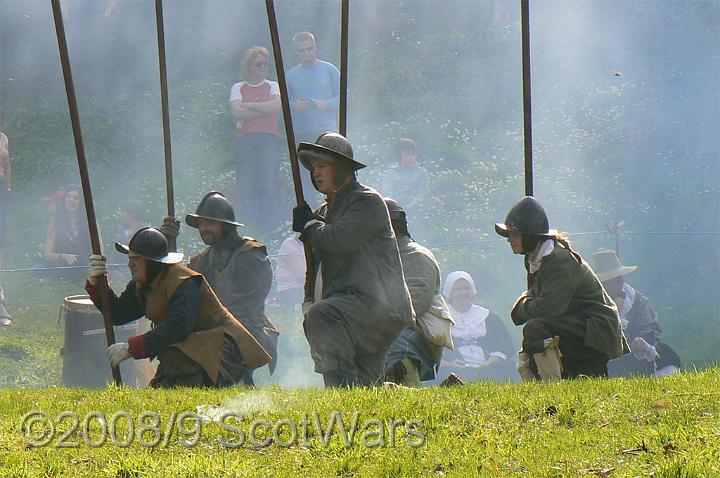 morpeth-2007-192.jpg - Sealed Knot - Scots Brigade; Frasers and Gordons at Glenhams Morpeth event, April 2007Credit: Photo taken by Joan Lindsay of Sir William Gordons