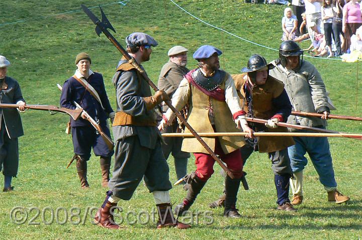 morpeth-2007-304.jpg - Sealed Knot - Scots Brigade; Frasers and Gordons at Glenhams Morpeth event, April 2007Credit: Photo taken by Joan Lindsay of Sir William Gordons