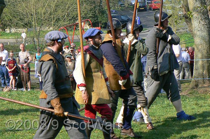 morpeth-2007-326.jpg - Sealed Knot - Scots Brigade; Frasers and Gordons at Glenhams Morpeth event, April 2007Credit: Photo taken by Joan Lindsay of Sir William Gordons