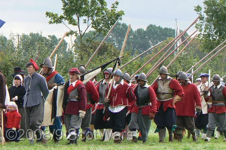 Nantwich-07-070.jpg - Sealed Knot - Scots BrigadeSealed Knot Major, Nantwich, August 2007Credit: Photo taken by Joan Lindsay of Sir William Gordons