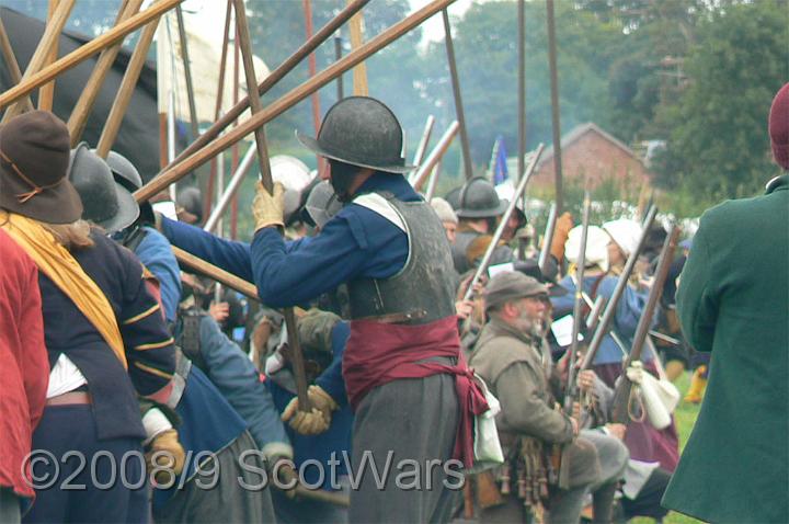 Nantwich-07-100.jpg - Sealed Knot - Scots BrigadeSealed Knot Major, Nantwich, August 2007Credit: Photo taken by Joan Lindsay of Sir William Gordons