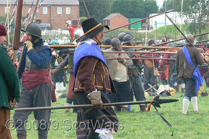 Nantwich-07-108.jpg - Sealed Knot - Scots BrigadeSealed Knot Major, Nantwich, August 2007Credit: Photo taken by Joan Lindsay of Sir William Gordons