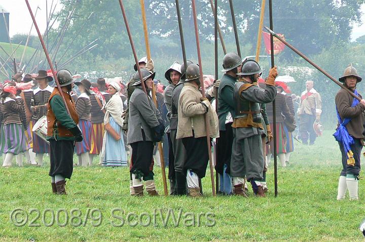 Nantwich-07-109.jpg - Sealed Knot - Scots BrigadeSealed Knot Major, Nantwich, August 2007Credit: Photo taken by Joan Lindsay of Sir William Gordons