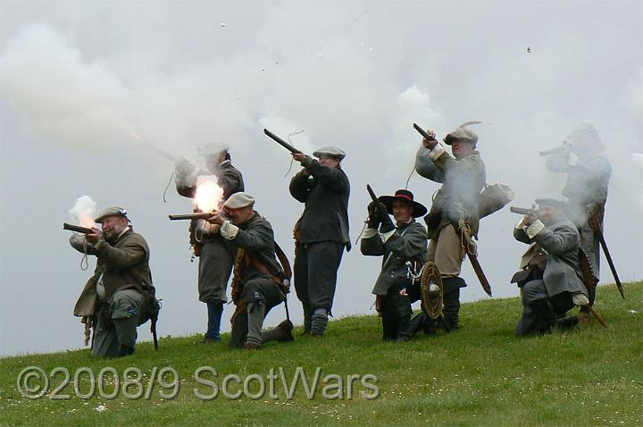 Urquhart-2007-164.jpg - Sealed Knot - Scots BrigadeFrasers, Gordons, O`Cahans and Lachtnans at Urquhart castle, June 2007Credit: Photo taken by Joan Lindsay of Sir William Gordons