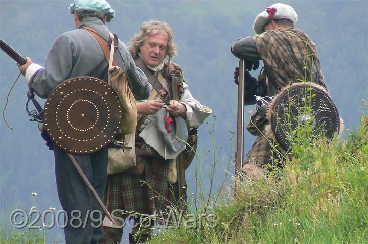 Urquhart-2007-309.jpg - Sealed Knot - Scots BrigadeFrasers, Gordons, O`Cahans and Lachtnans at Urquhart castle, June 2007Credit: Photo taken by Joan Lindsay of Sir William Gordons