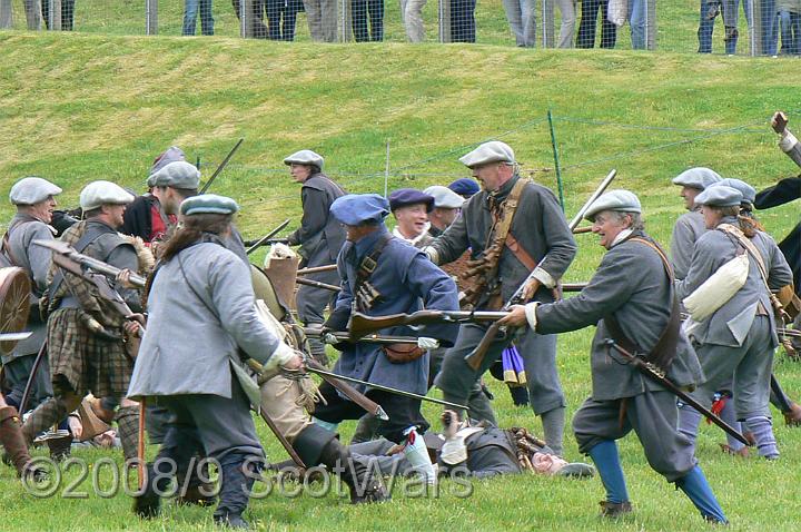 Urquhart-2007-511.jpg - Sealed Knot - Scots BrigadeFrasers, Gordons, O`Cahans and Lachtnans at Urquhart castle, June 2007Credit: Photo taken by Joan Lindsay of Sir William Gordons