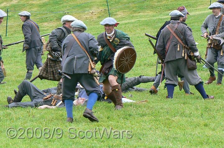 Urquhart-2007-516.jpg - Sealed Knot - Scots BrigadeFrasers, Gordons, O`Cahans and Lachtnans at Urquhart castle, June 2007Credit: Photo taken by Joan Lindsay of Sir William Gordons