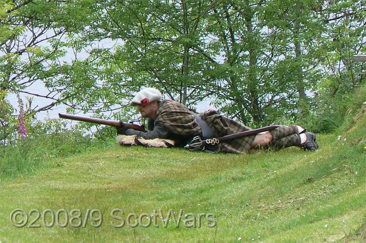 Urquhart-2007-550.jpg - Sealed Knot - Scots BrigadeFrasers, Gordons, O`Cahans and Lachtnans at Urquhart castle, June 2007Credit: Photo taken by Joan Lindsay of Sir William Gordons